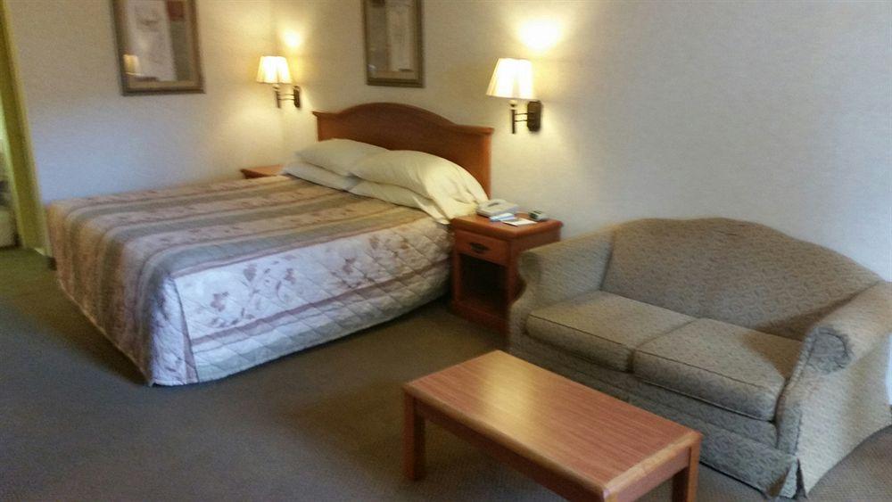 Super 8 by Wyndham Paragould Bagian luar foto