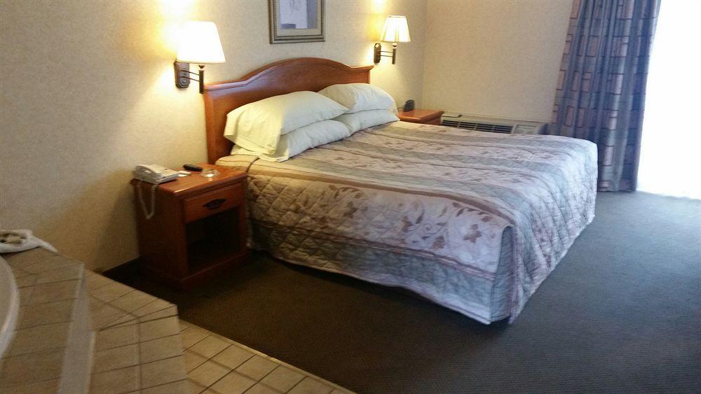 Super 8 by Wyndham Paragould Bagian luar foto
