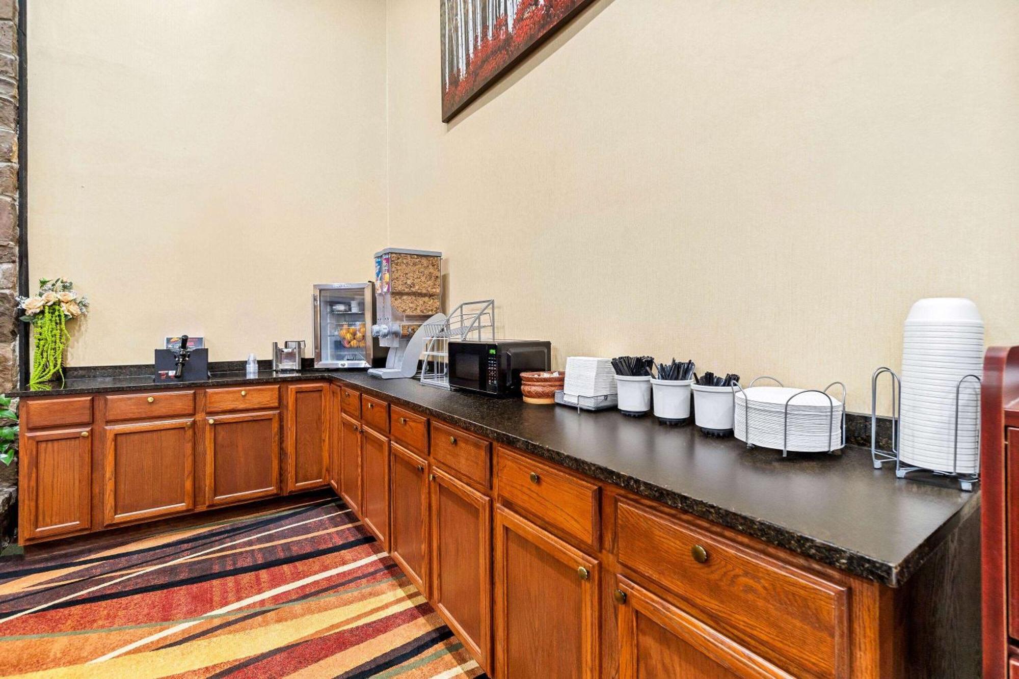 Super 8 by Wyndham Paragould Bagian luar foto